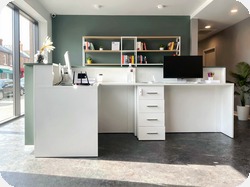 Recepcja z laminatu HPL